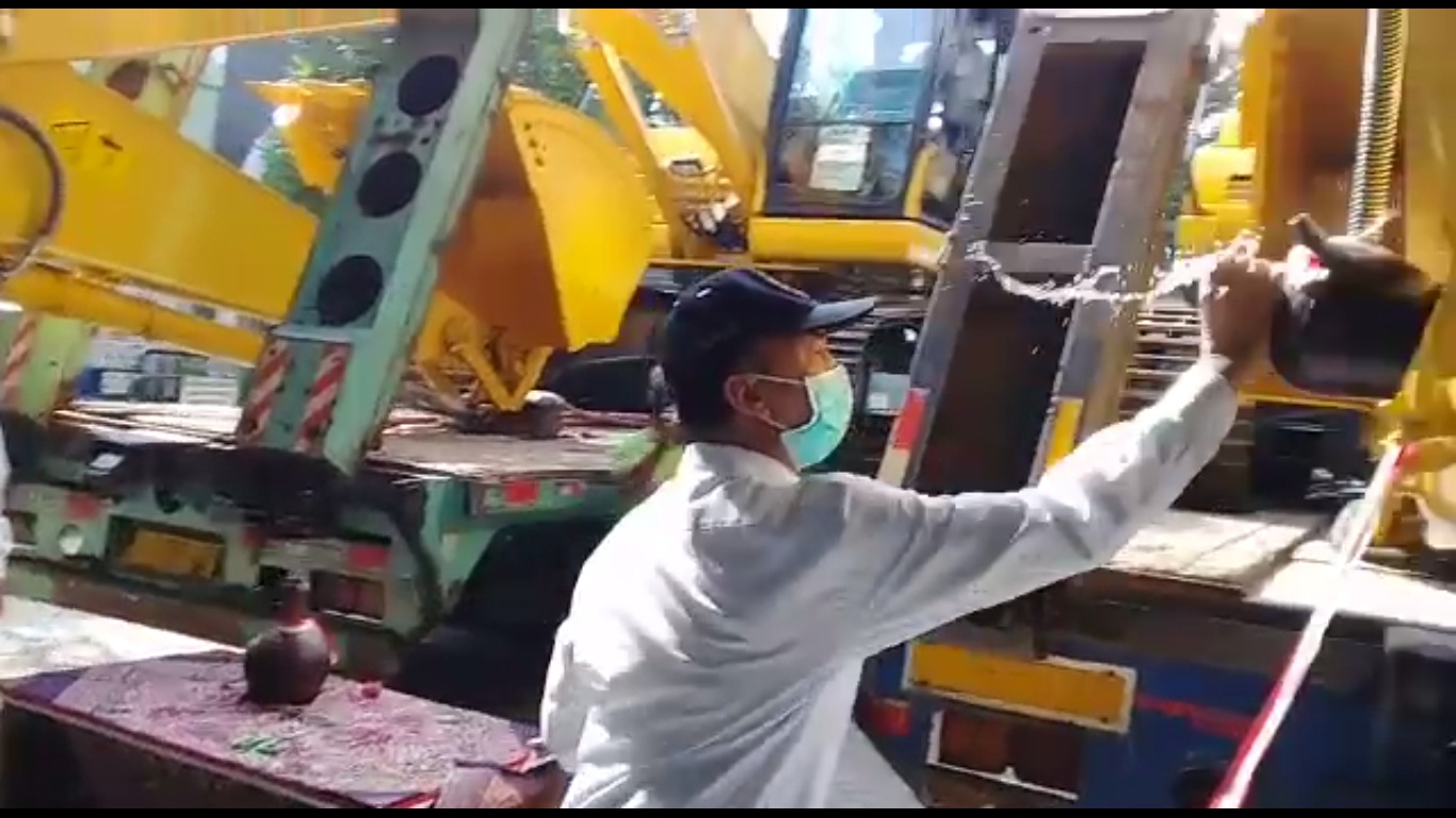 Penguatan Armada Alat Berat Dinas PU SDA