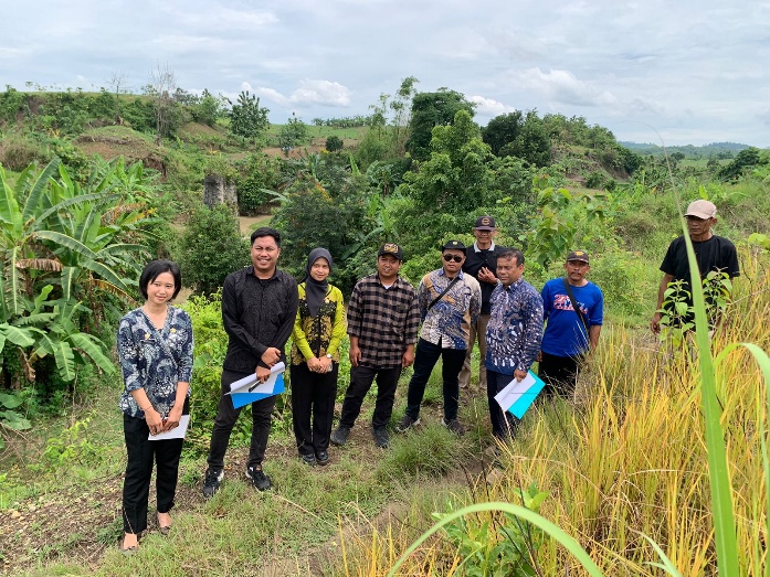 Dinas PUSDA Bojonegoro dan Pertamina Lakukan Verifikasi Lapangan Tiga Usulan Embung Desa CSR 2025