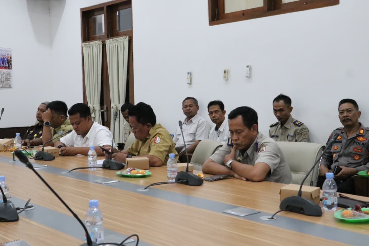 Rakor Tim Penanganan Dampak Sosial Kemasyarakatan